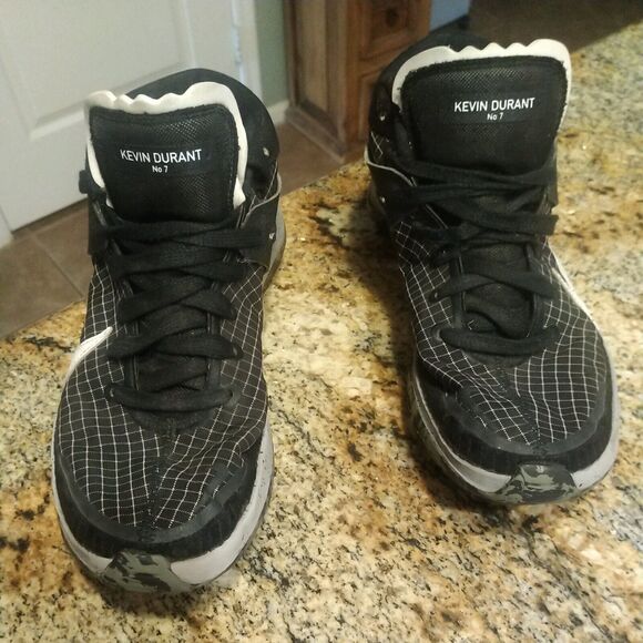 Size 8.5 - Nike KD 13 Oreo 2020 - CI9948-004 Basketball Walking - Picture 2 of 12